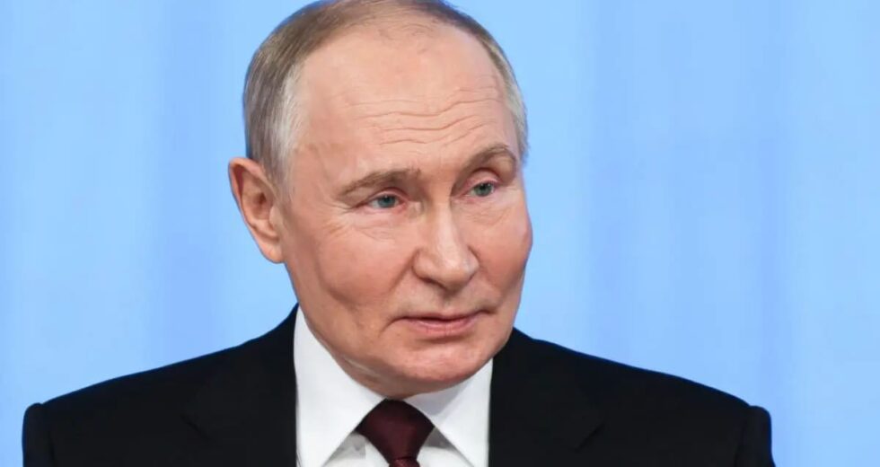 Putin “In Ucraina avanziamo, ma siamo pronti ad una soluzione pacifica”