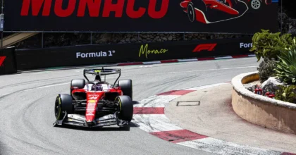 Venerdì in rosso nel Principato, le Ferrari dominano le libere
