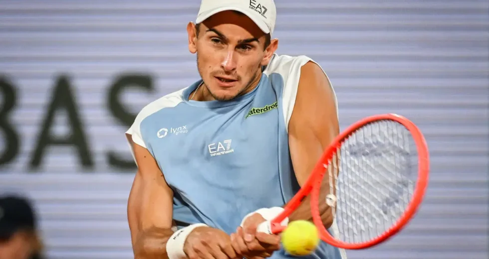 Arnaldi non gioca per un virus, Cobolli in finale al Roland Garros contro Zverev
