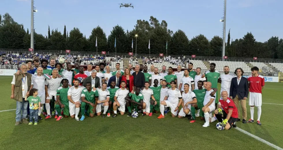 Uila, a Roma la squadra dei braccianti in campo contro lo sfruttamento