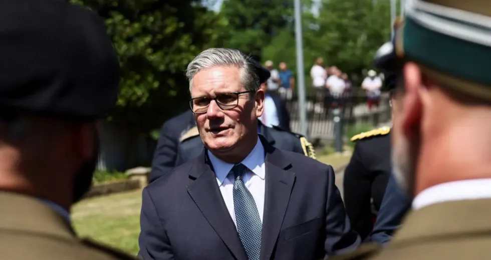 Starmer “Intercettata petroliera della flotta ombra russa nella Manica”