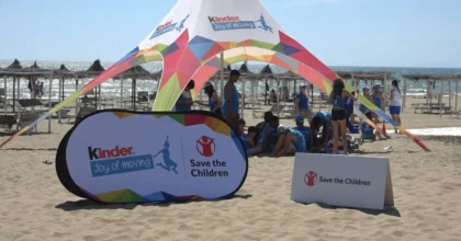 Sport e inclusione a Marina di Grosseto con Ferrero, Save the Children e Sensini