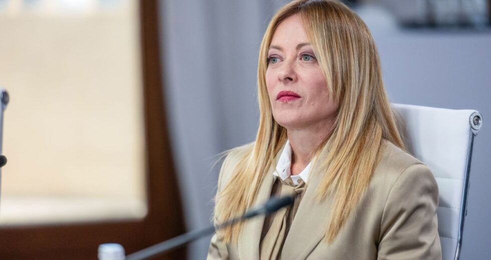 Meloni a Trump “Attacchi insensati. La mia popolarità non ti riguarda”