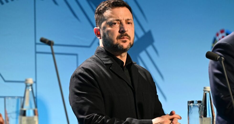 Ucraina, Zelensky “La Russia si prepara a lanciare un attacco massiccio”