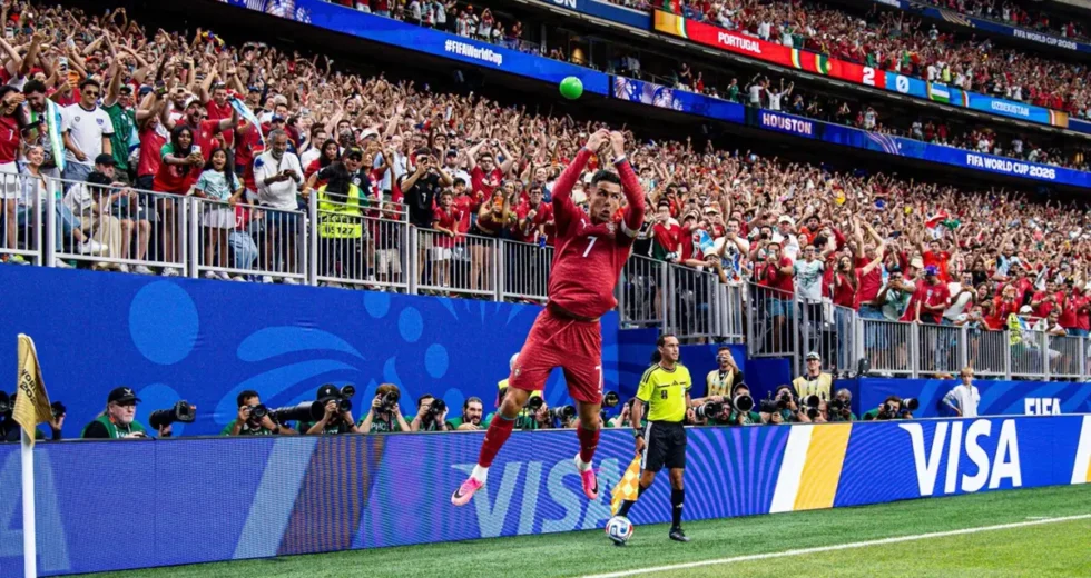 Doppietta storica di Ronaldo, il Portogallo travolge l’Uzbekistan 5-0