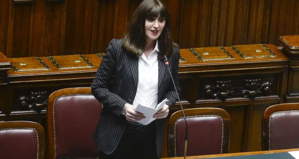 Università, Bernini “Aumentato di 50 milioni il Fondo di Finanziamento Ordinario”