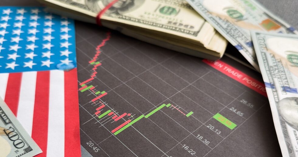 Il deficit commerciale degli Stati Uniti raggiunge i 105,80 miliardi di dollari a maggio