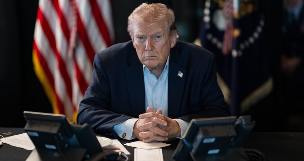 Trump minaccia dazi del 100% sui beni dei Paesi con tasse sui servizi digitali