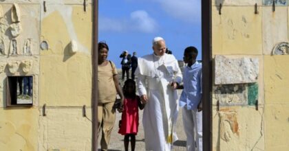 Papa Leone XIV “L’Europa affronti la crisi migratoria in modo organico”
