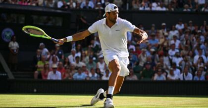 Berrettini saluta Wimbledon ai sedicesimi, Dimitrov vince al quinto