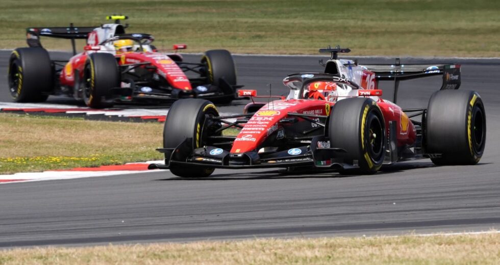 Vittoria Ferrari con Leclerc a Silverstone, Russell e Hamilton sul podio