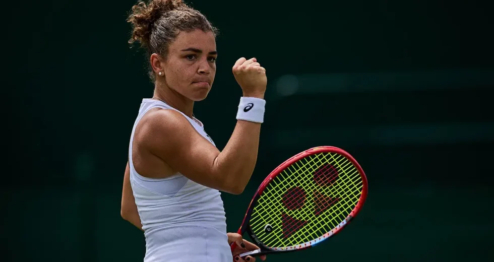 Jasmine Paolini ai quarti di Wimbledon, battuta in tre set Alex Eala