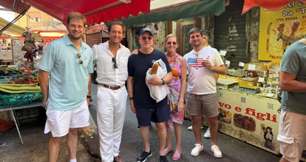 L’Ambasciatore Usa Fertitta a Palermo, un tour della città dal Massimo a Ballarò