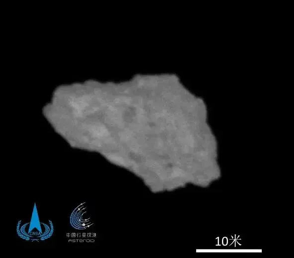 La sonda cinese Tianwen-2 avvia l’esplorazione scientifica di un asteroide
