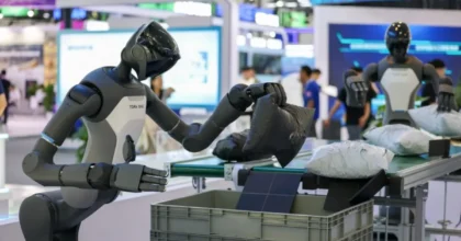 Cina, nel 2026 la produzione di robot umanoidi supererà le 100.000 unità