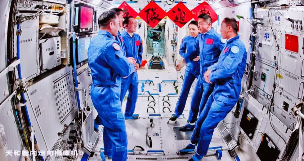 Cina, nuovi esperimenti scientifici per la stazione spaziale Shenzou-23