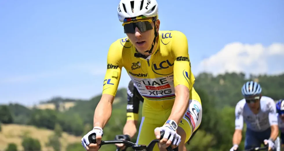 Al Tour ennesimo acuto di Pogacar, sempre più maglia gialla