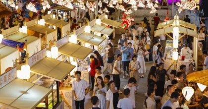 Cina, obiettivo 60.000 miliardi di yuan di vendite al dettaglio entro il 2030