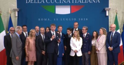 Meloni e Lollobrigida premiano 10 Maestri dell’Arte della Cucina Italiana