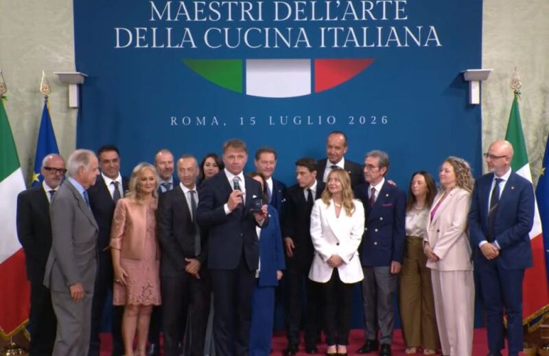 Meloni e Lollobrigida premiano 10 Maestri dell’Arte della Cucina Italiana