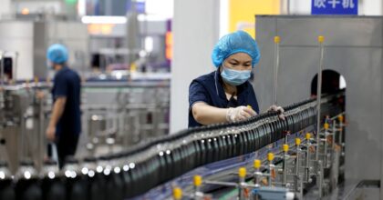 Cina, Pil in crescita del 4,7% nel primo semestre 2026