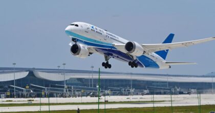 Cina, cresce traffico aereo passeggeri internazionale, in un anno +5,7%
