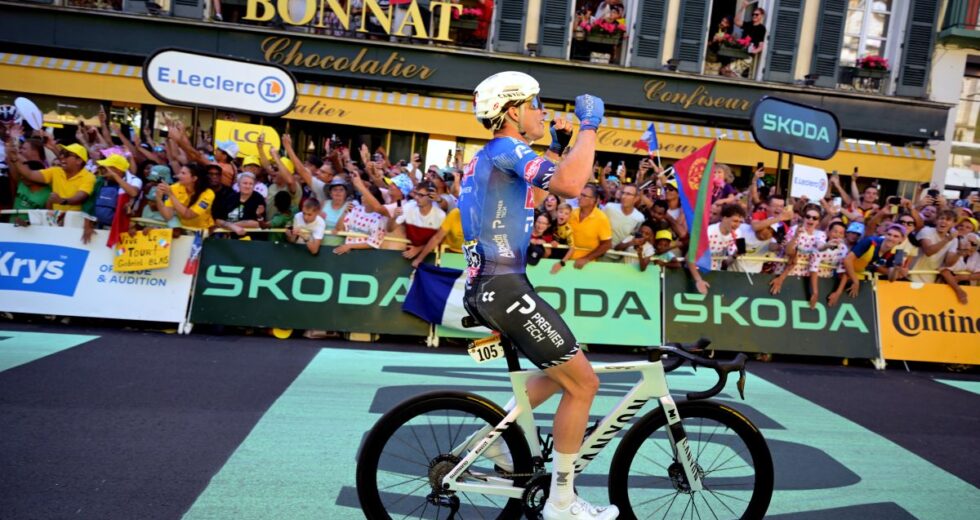 Philipsen si sblocca al Tour, Pogacar in controllo