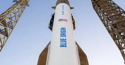 Blue Origin in cerca di 10 miliardi di dollari: una sfida dopo l’esplosione del razzo New Glenn