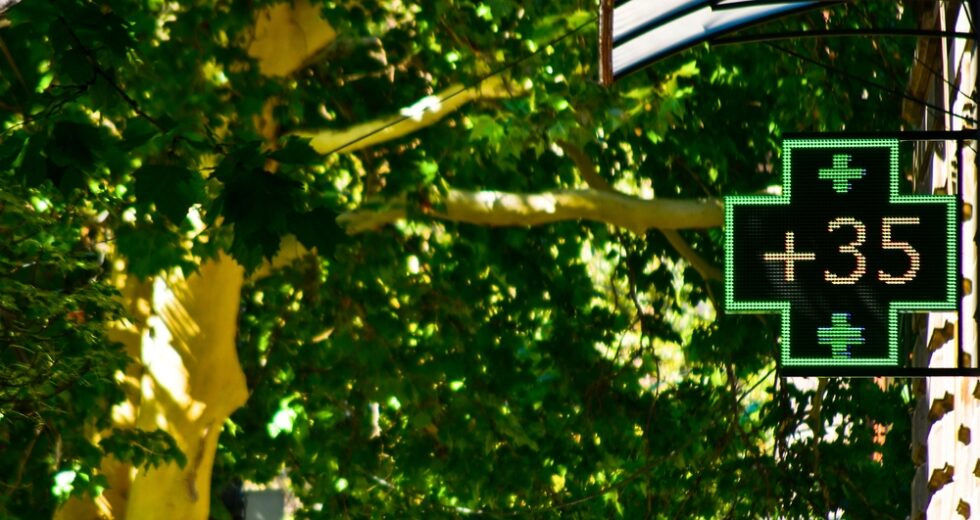 Caldo Record in Italia: Terza Ondata con Temperature Fino a 44°C