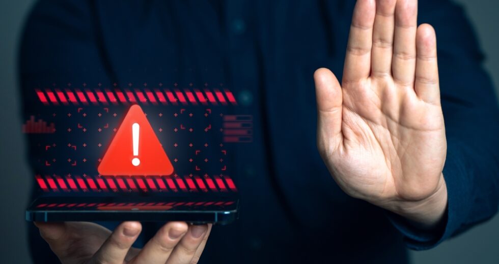 Frodi e violazioni dei dati: un rischio crescente durante i saldi estivi
