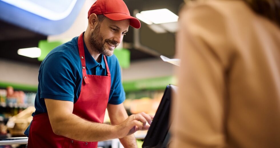 La Vision AI rivoluziona il self-checkout: verifica dell’età automatizzata