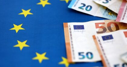 Bilancio UE 2028-2034: Nuove Priorità e Rischi per le Regioni più Deboli