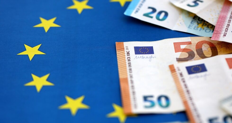 Bilancio UE 2028-2034: Nuove Priorità e Rischi per le Regioni più Deboli