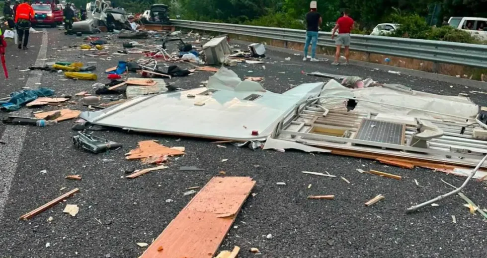Tragico incidente sulla Rieti-Terni, 6 morti e 26 feriti