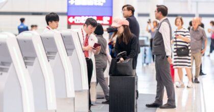 Cina, vendite al dettaglio crescono a Hong Kong per 14 mesi consecutivi