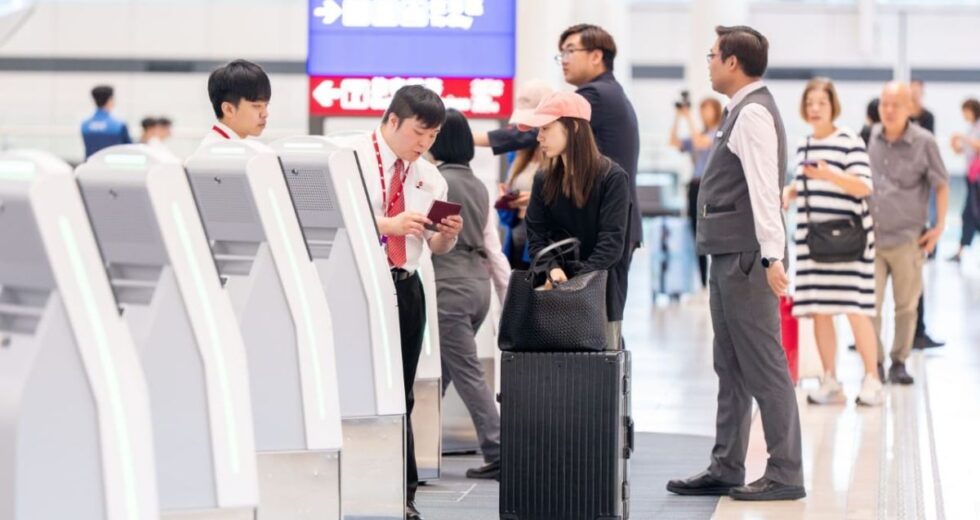 Cina, vendite al dettaglio crescono a Hong Kong per 14 mesi consecutivi