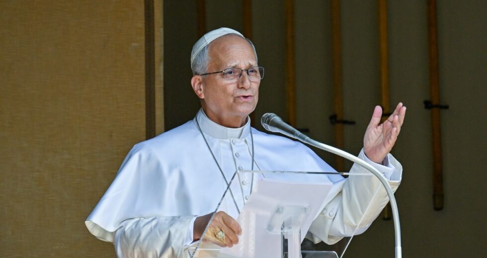 Ucraina, Papa “E’ tempo di fermare la spirale di violenza”