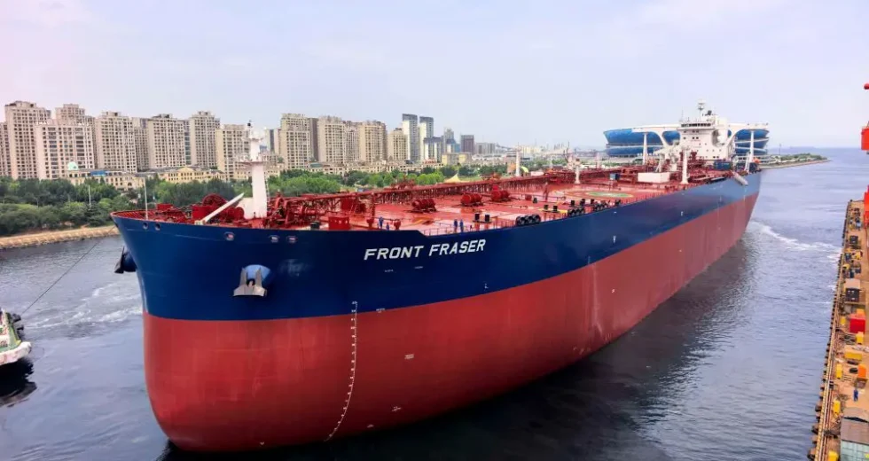 Cina, realizzata una superpetroliera da 300.000 tonnellate