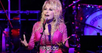 Lutto nella musica, morta a 80 anni la cantante country Dolly Parton