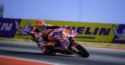 Marc Marquez vince la Sprint di Aragon davanti al fratello Alex, Bezzecchi terzo