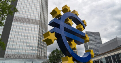 Prospettive economiche nell’area euro: rischi al ribasso per la crescita e al rialzo per l’inflazione