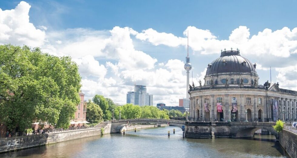 Le imprese italiane potenziano la loro presenza in Germania: investimenti e acquisizioni in crescita