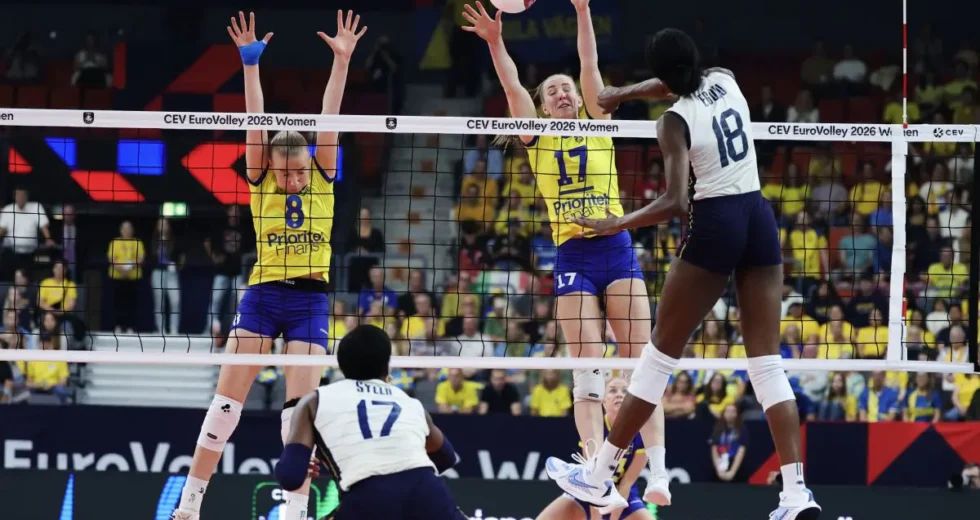 Europei femminili di volley, l’Italia batte la Svezia e va in semifinale