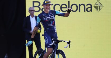 Impresa di Omrzel alla Vuelta, Mas difende la maglia rossa