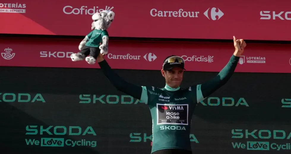 Van Aert vince la 13^ tappa della Vuelta, Mas resta leader