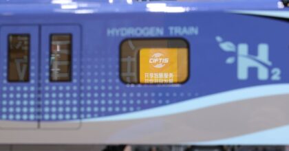 In Cina cresce il commercio di servizi, l’export trainato da viaggi e trasporti