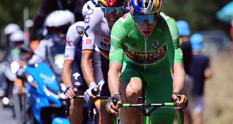 Van Aert batte Romele in volata, Mas resta leader della Vuelta