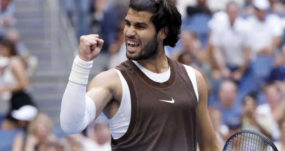 Alcaraz stende Paul ed è ai quarti agli Us Open, ok anche Sabalenka
