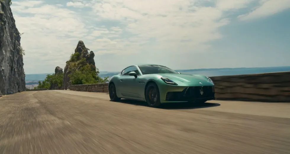 Maserati, la nuova campagna che celebra il lusso autentico, da vivere ogni giorno