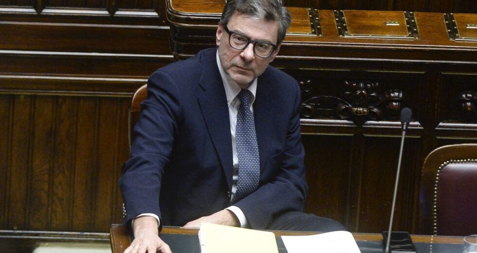 Giorgetti “Senza austerità barca portata in acque sicure”